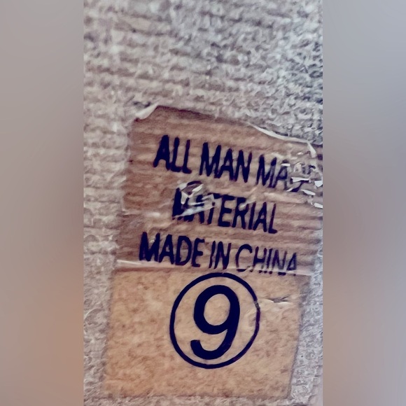 CHARLOTTE RUSSE retro lace-up boot - Picture 5 of 6